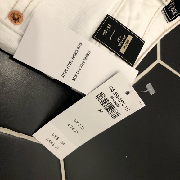 New Abercrombie and Fitch white  skinny jeans - Picture 3 of 8